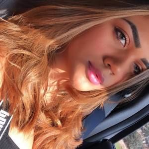 Meet your Posher, Natalia